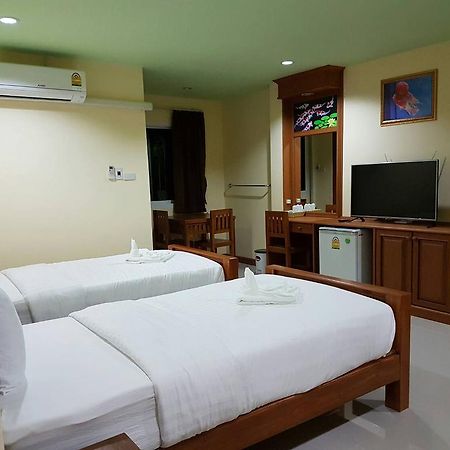 Kasinpat Home 난 외부 사진